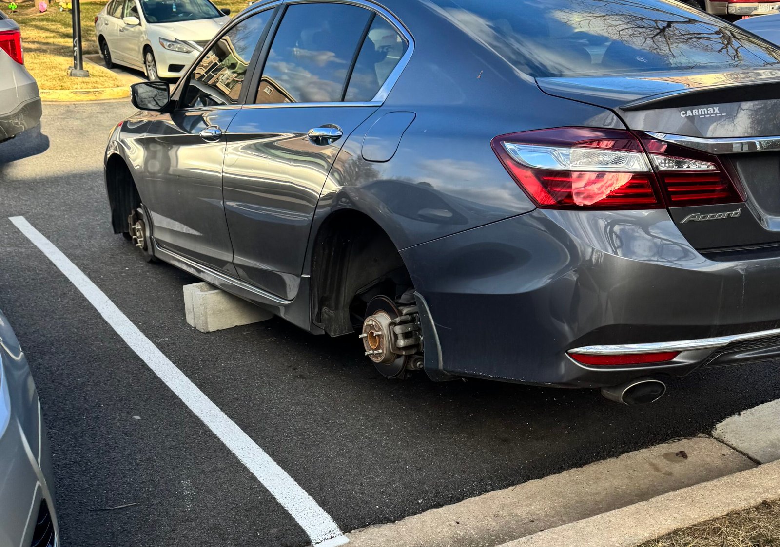 When a Wheel Is Missing or Damaged