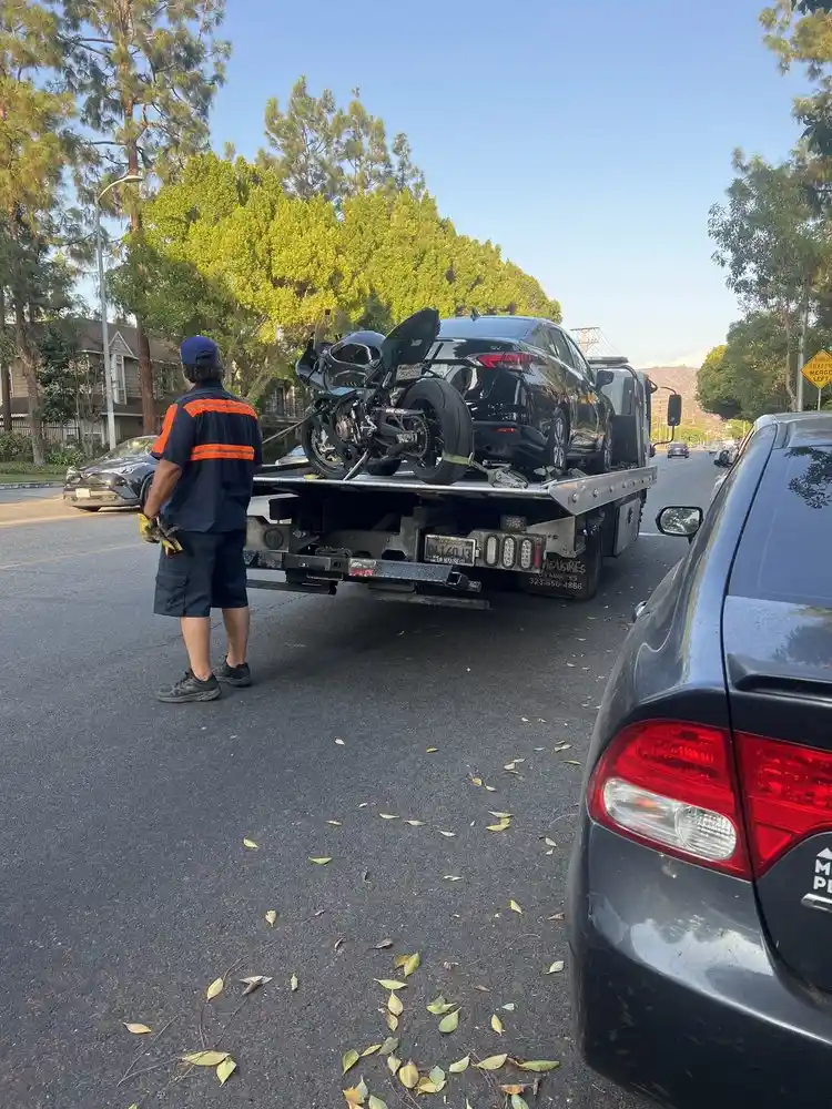 Accident Towing Services in Los Angeles, CA