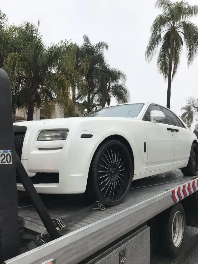 Expert Towing Services in Los Angeles, CA