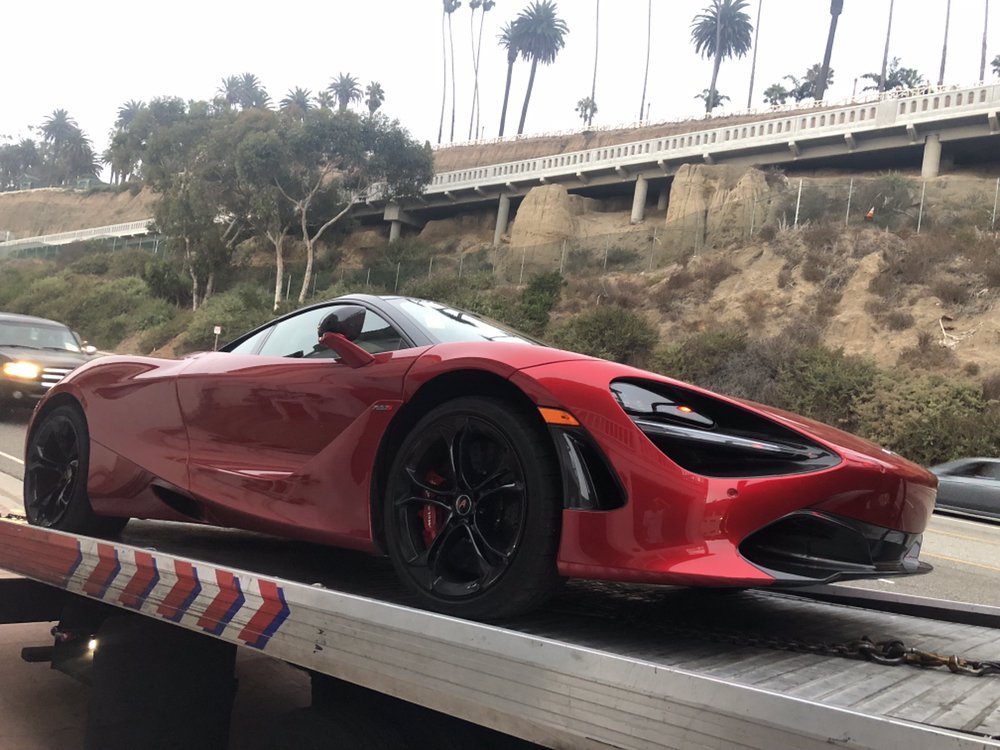 Towing and Roadside Assistance in West Hollywood, CA